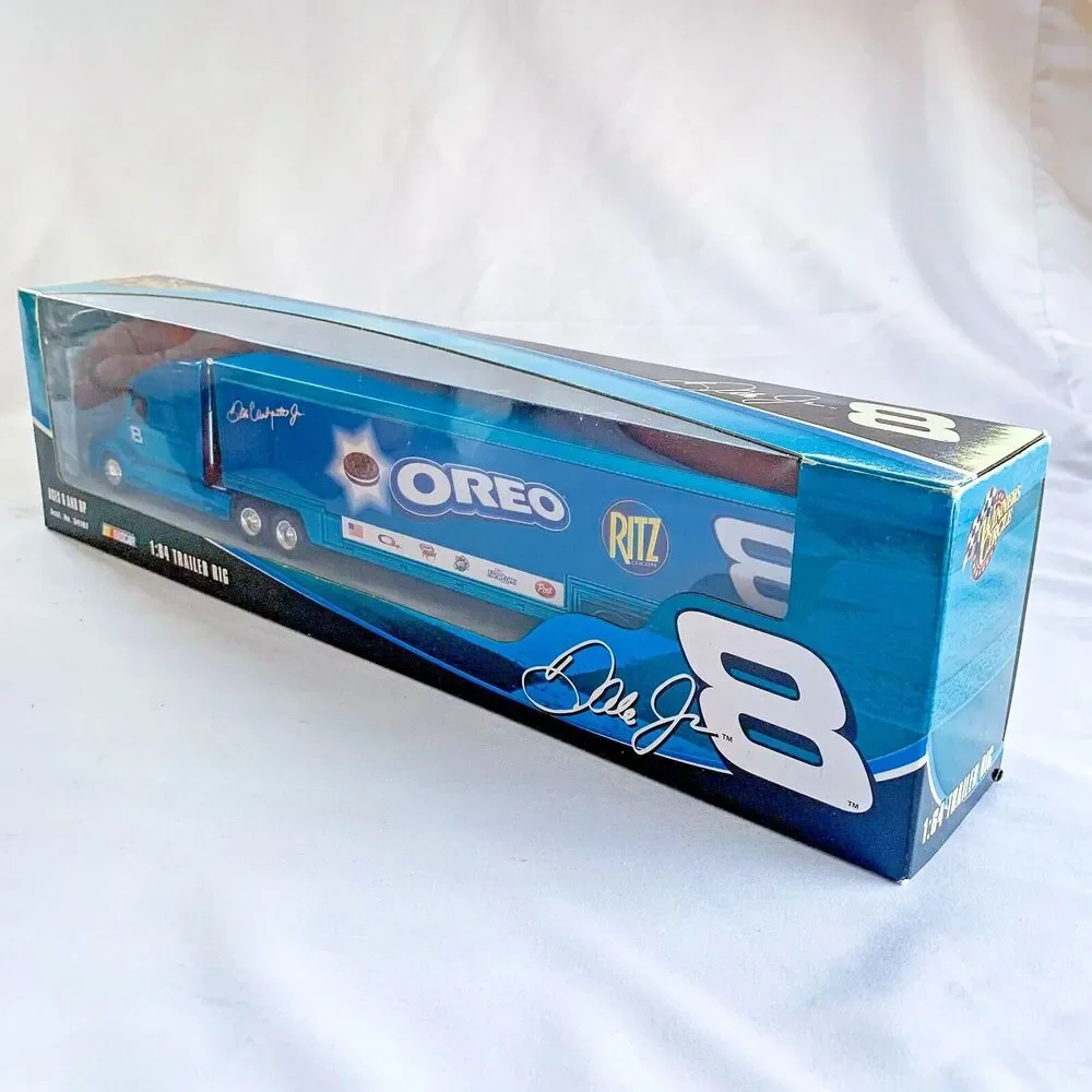 Winner's Circle NASCAR Dale Earnhardt Jr. #8 OREO 1:64 blue Trailer Rig 2004